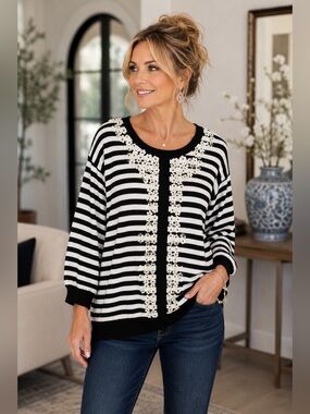 Cathy Daniels Striped knit Top L | Black White Floral Embellished Knit Pullover